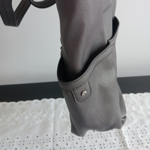 Rosetti Dark grey with a long strap pocketbook. - Picture 5 of 10